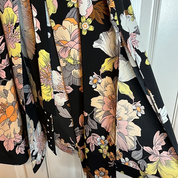 Floral and polka dot mix print kimono duster - Picture 4 of 7